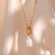 Load image into Gallery viewer, Feminine Necklace