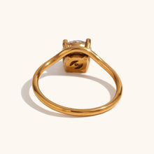 Load image into Gallery viewer, Timeless Ring
