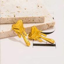 Load image into Gallery viewer, Heart Melting Earrings
