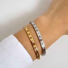 Load image into Gallery viewer, Pelest Bracelet
