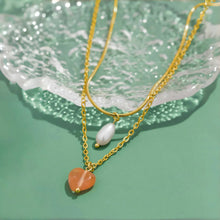 Load image into Gallery viewer, Mother of pearls Necklace
