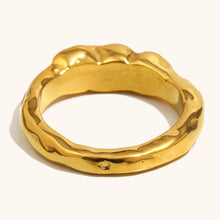 Load image into Gallery viewer, Three Green Ring
