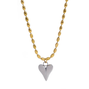 Amour Necklace