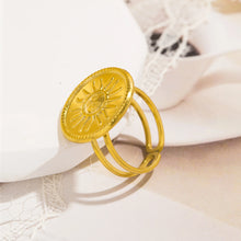 Load image into Gallery viewer, Sun Face Ring
