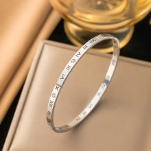 Load image into Gallery viewer, Pelest Bracelet
