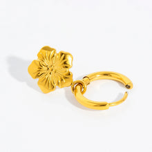 Load image into Gallery viewer, Blossom Earrings
