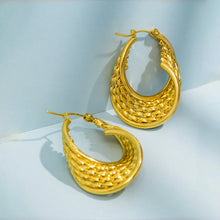 Load image into Gallery viewer, Vintage Earrings
