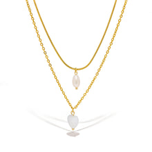Load image into Gallery viewer, Mother of pearls Necklace
