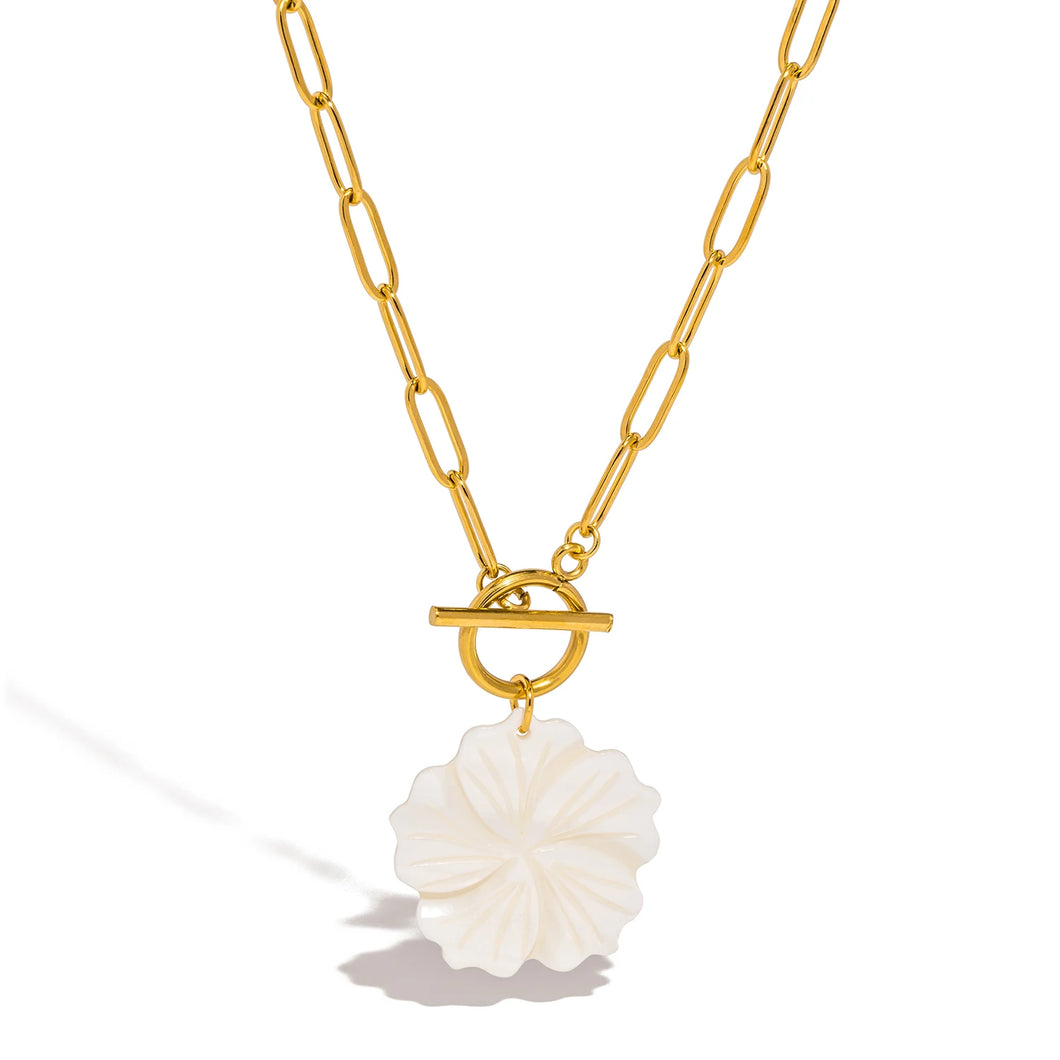 Flower Shell Necklace