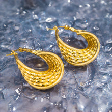 Load image into Gallery viewer, Vintage Earrings
