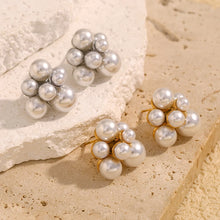 Load image into Gallery viewer, Pearl Flower Earrings
