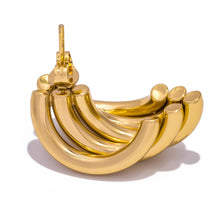 Load image into Gallery viewer, Vintage Earrings
