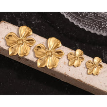Load image into Gallery viewer, Fleur Earrings
