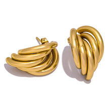 Load image into Gallery viewer, Vintage Earrings

