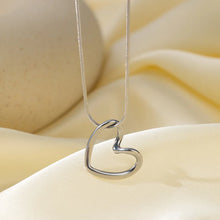 Load image into Gallery viewer, Dainty Necklace
